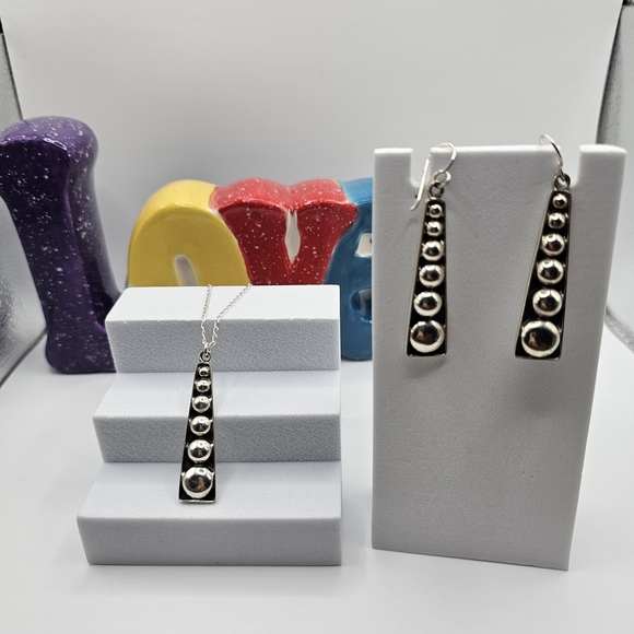 Jewelry - Elegant Sterling Silver Jewelry Set